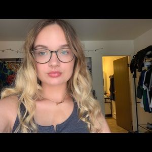 Meet your Posher, Sareh